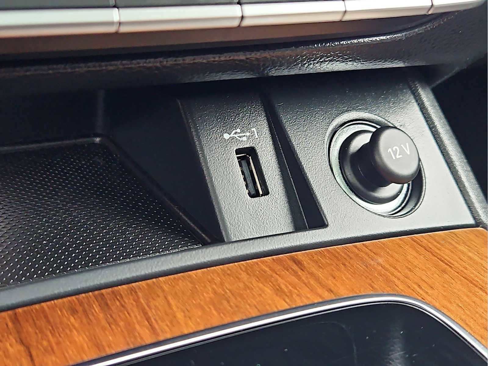 Used 2023 Audi Q5 2.0T Premium Plus w/ Premium Plus Package image 31