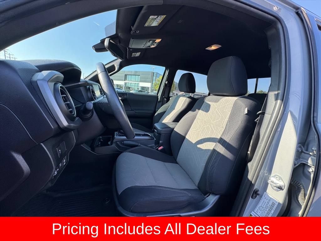 Used 2021 Toyota Tacoma TRD Sport w/ Technology Package RWD image 16