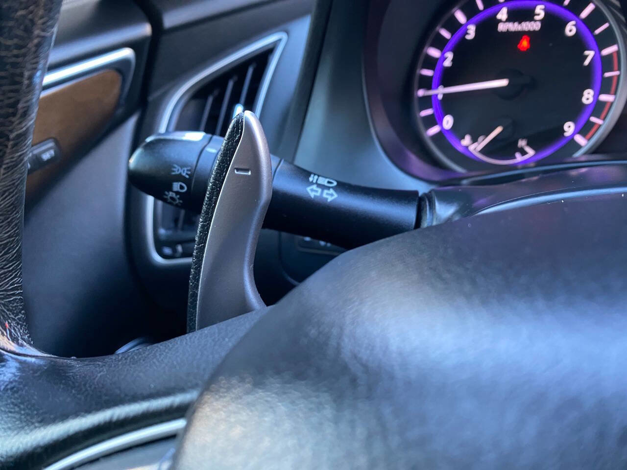 Used 2017 INFINITI Q50 Sport image 29