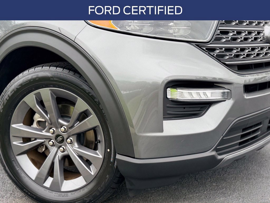 Certified 2023 Ford Explorer XLT w/ Equipment Group 202A RWD image 3