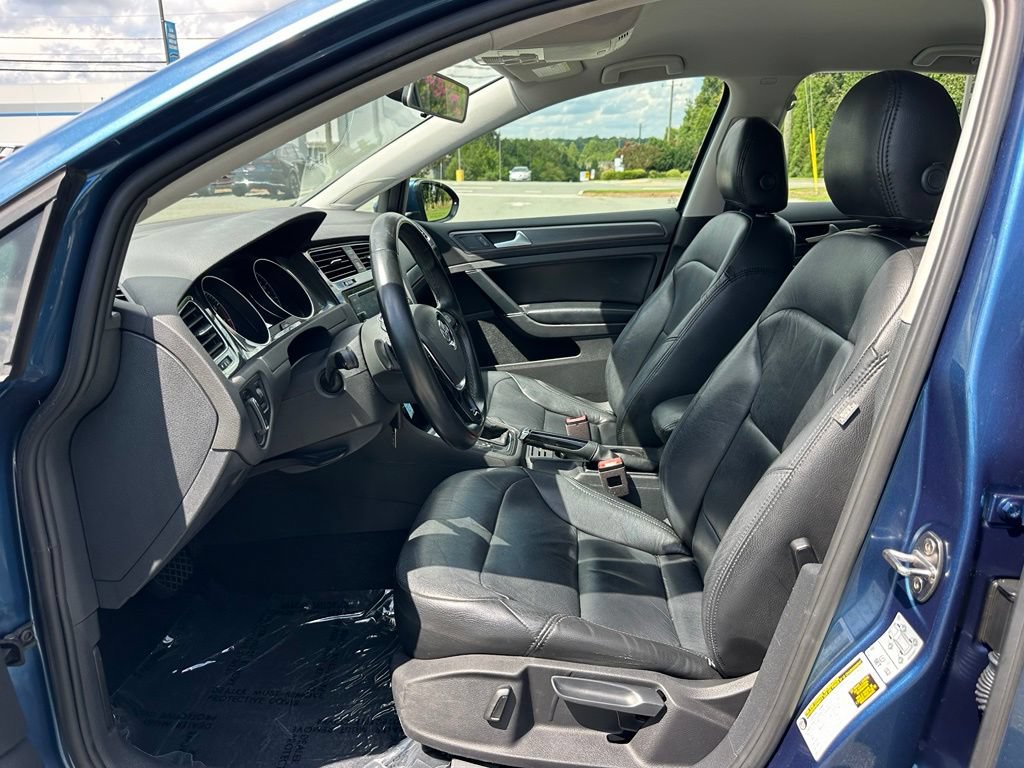 Used 2018 Volkswagen Golf S FWD image 11