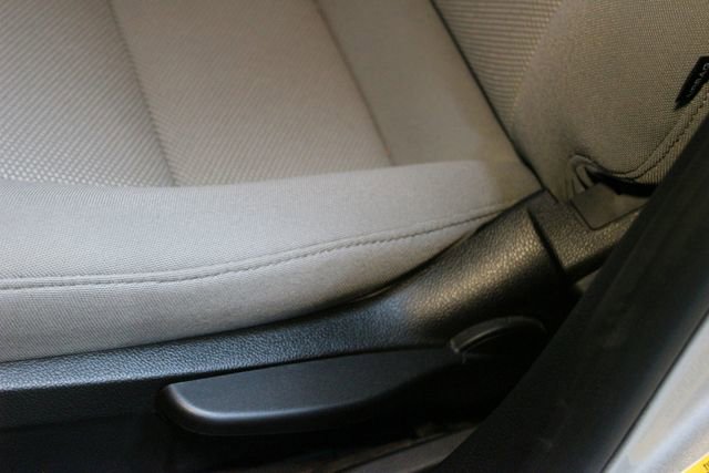 Used 2015 Chevrolet Cruze LT FWD image 17