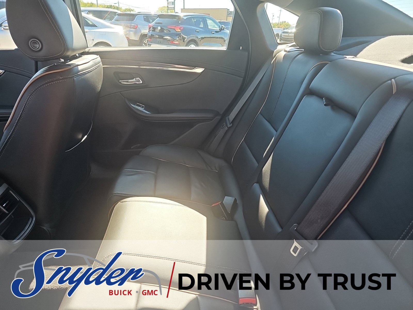 Used 2017 Chevrolet Impala Premier FWD image 22