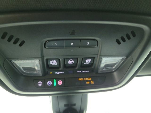 Used 2023 Chevrolet Traverse RS w/ LPO, Floor Liner Package image 26