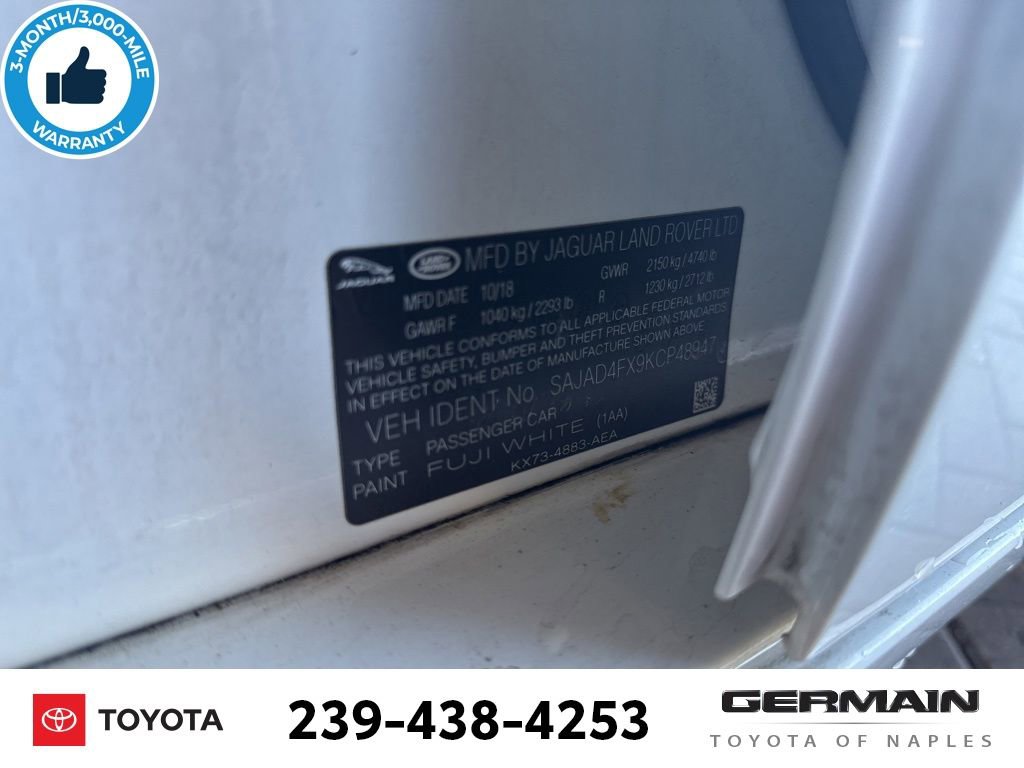 Used 2019 Jaguar XE Premium image 24