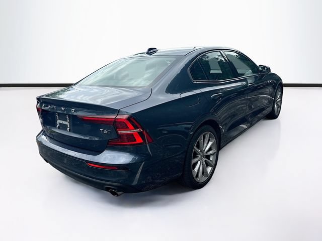 Used 2021 Volvo S60 T6 Momentum w/ Protection Package AWD/4WD image 7