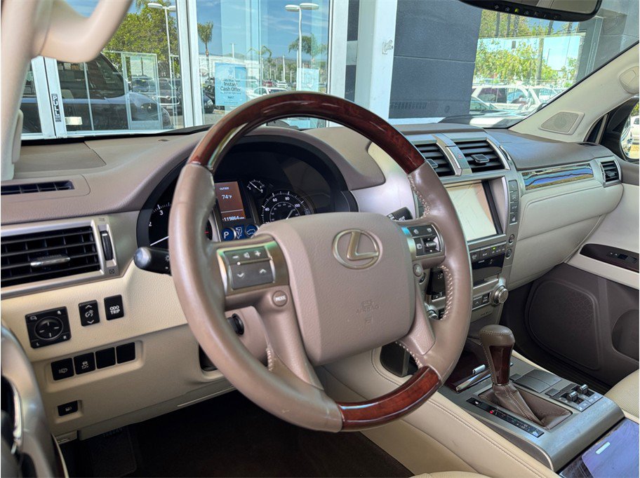 Used 2018 Lexus GX 460 Premium AWD/4WD image 26