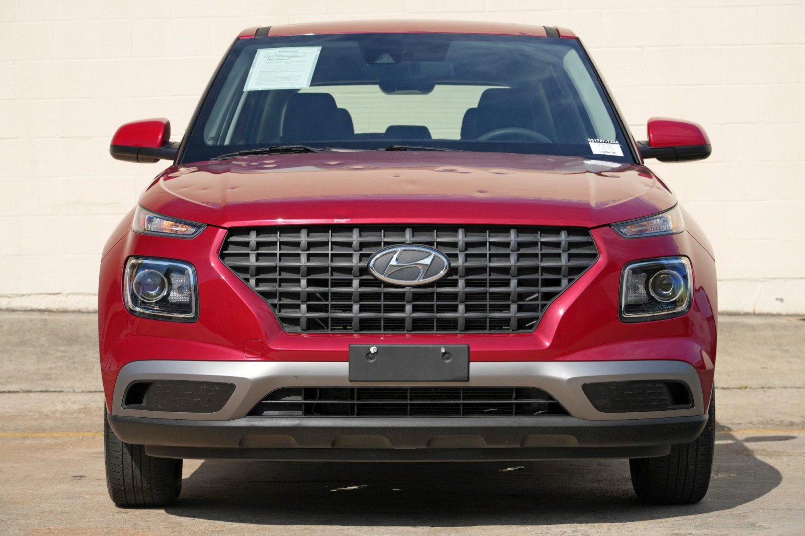 Used 2020 Hyundai Venue SE FWD image 6