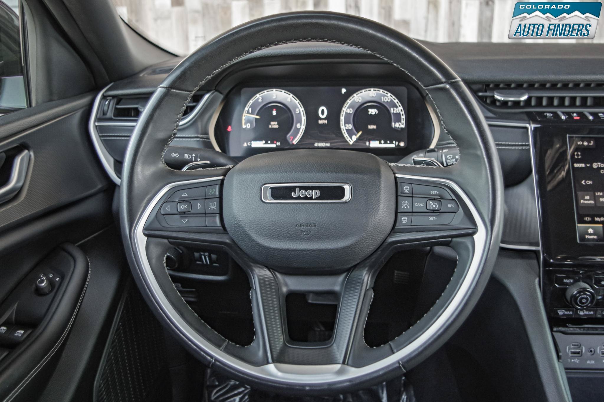 Used 2023 Jeep Grand Cherokee Altitude AWD/4WD image 14