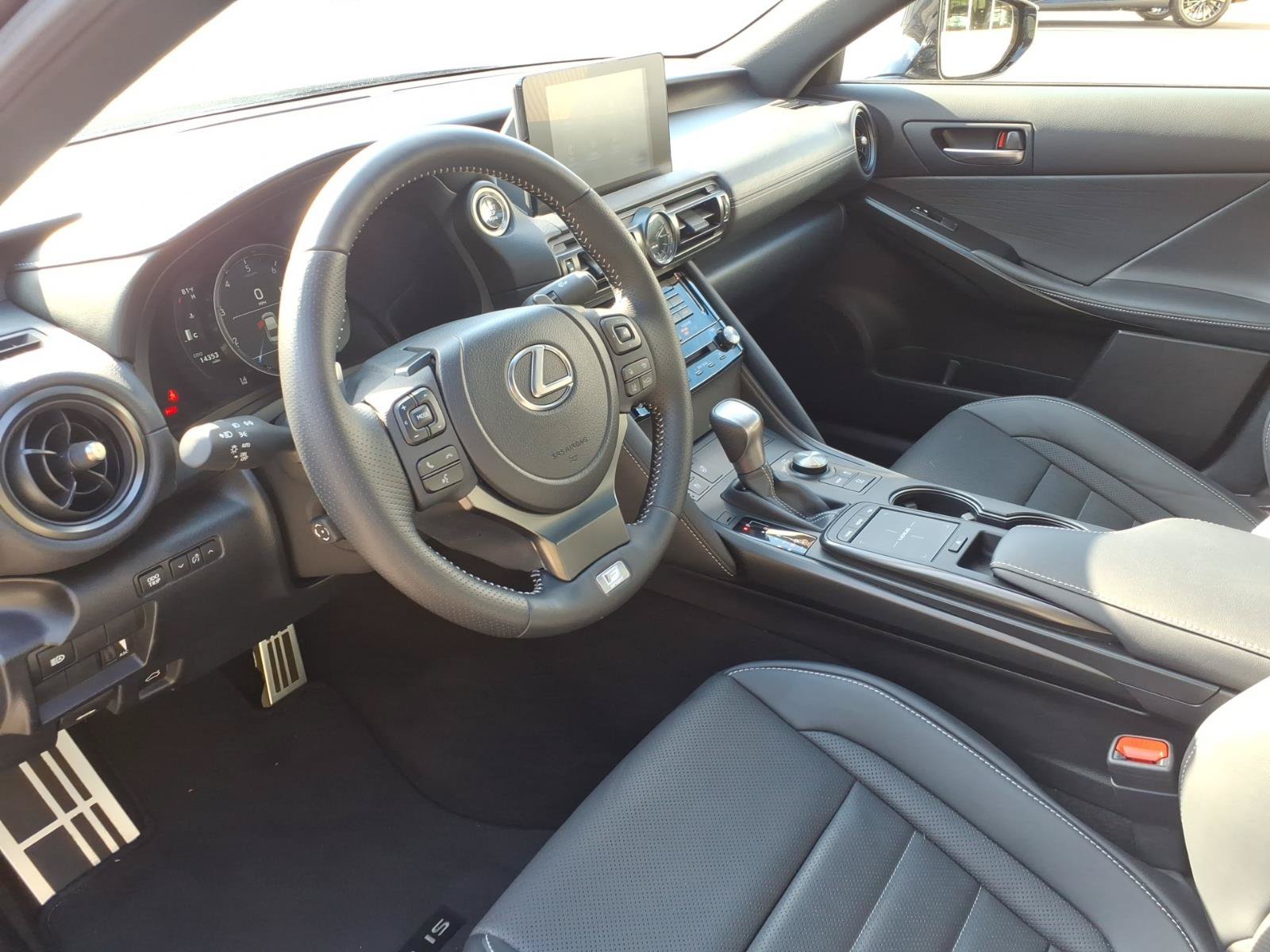 Certified 2025 Lexus IS 350 F Sport w/ Accessory Package 2 AWD/4WD image 16