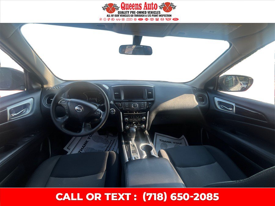 Used 2019 Nissan Pathfinder S AWD/4WD image 36