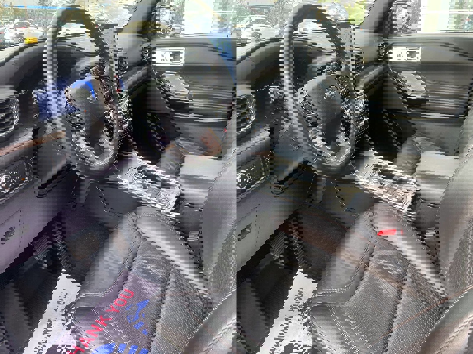 Used 2021 Ford Explorer Platinum w/ Equipment Group 601A AWD/4WD image 7