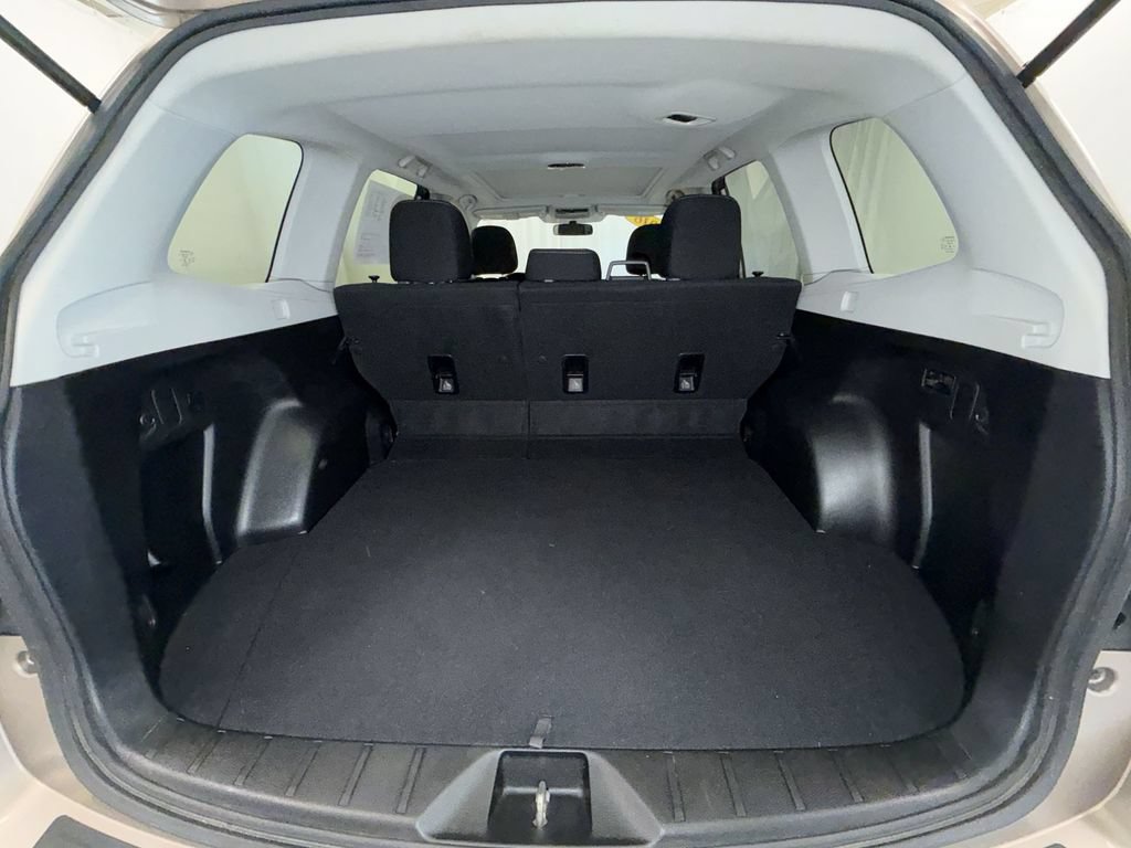 Used 2016 Subaru Forester 2.5i Premium w/ All-Weather Package AWD/4WD image 24