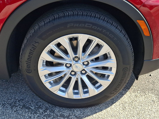 Used 2024 Cadillac XT4 Luxury w/ Cold Weather Package AWD/4WD image 12