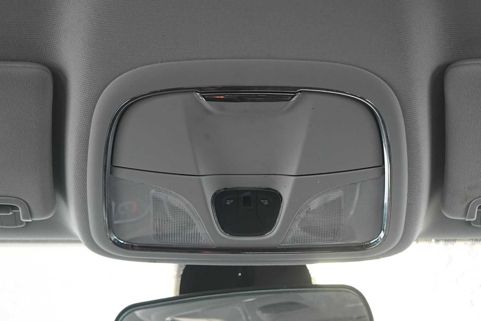 Used 2019 Jeep Cherokee Limited FWD image 24