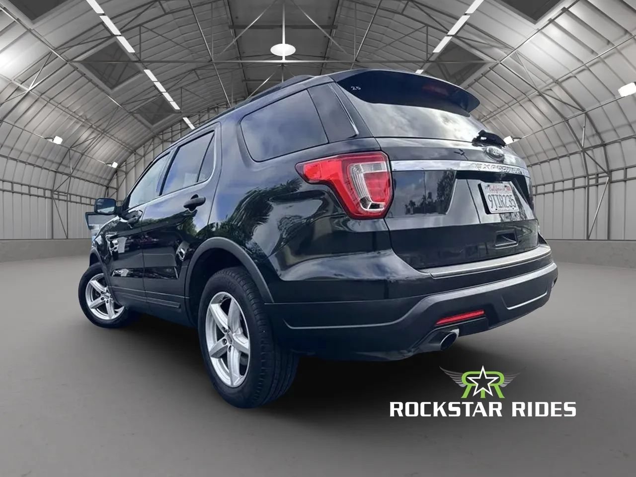 Used 2019 Ford Explorer FWD image 6