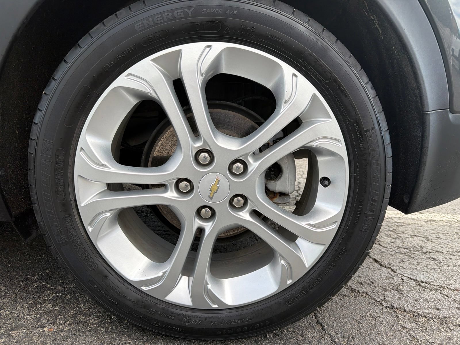 Used 2019 Chevrolet Bolt LT FWD image 36