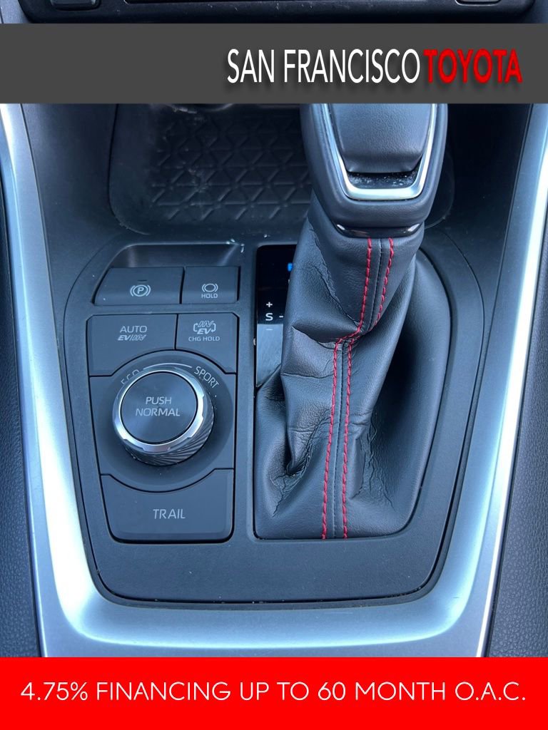 Certified 2025 Toyota RAV4 SE w/ Weather & Moonroof Package image 28