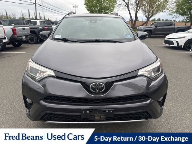 Used 2018 Toyota RAV4 SE w/ Power Extra Value Package AWD/4WD image 17