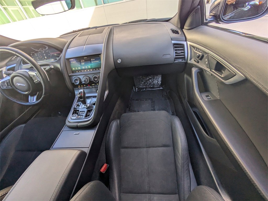 Used 2021 Jaguar F-TYPE Coupe image 17