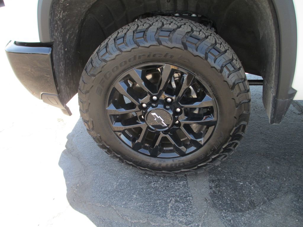 Used 2026 Chevrolet Silverado 2500 LT w/ Trail Boss Package AWD/4WD image 16