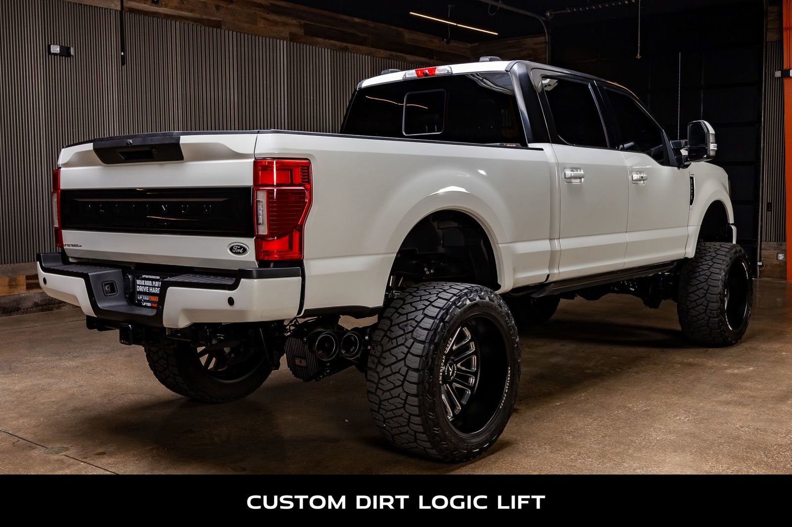 Used 2021 Ford F250 Platinum w/ FX4 Off-Road Package image 9