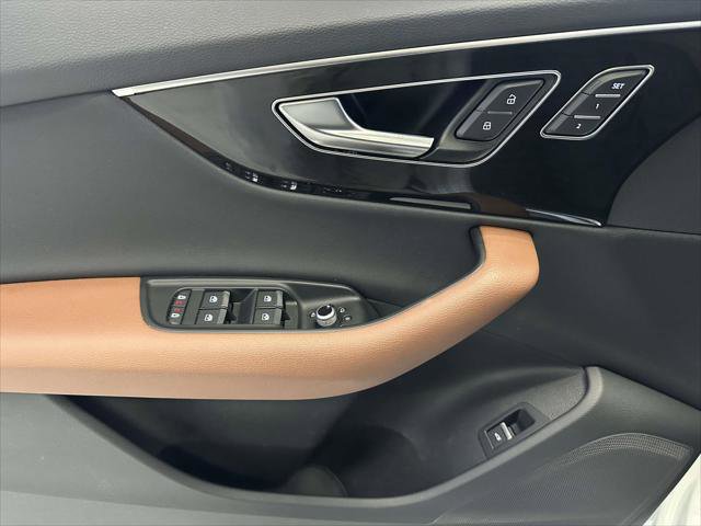 Used 2023 Audi Q7 3.0T Premium w/ Convenience Package image 15