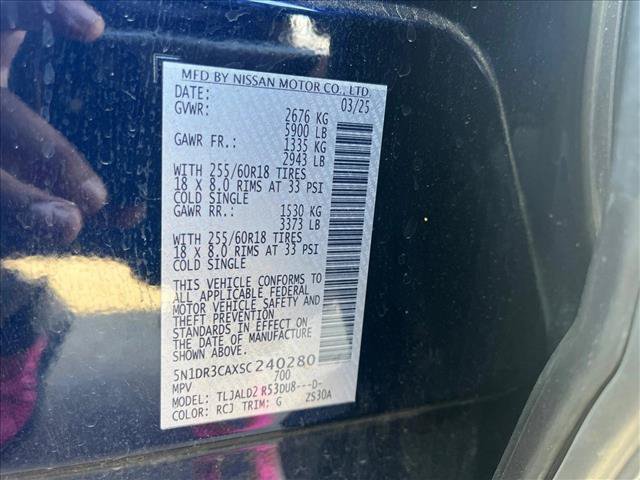 Used 2025 Nissan Pathfinder SL FWD image 23