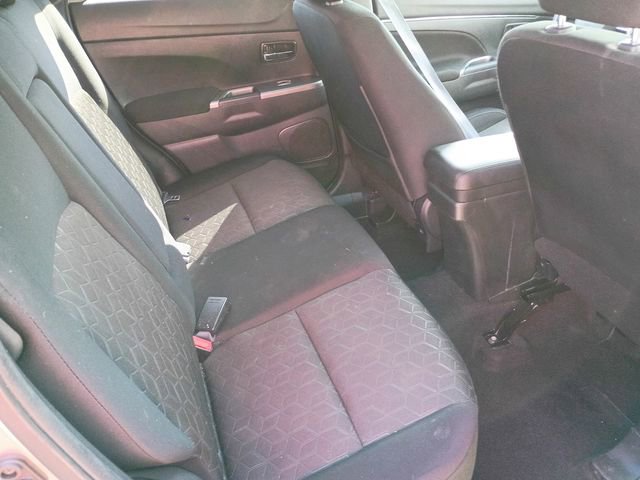 Used 2021 Mitsubishi Outlander Sport LE image 13