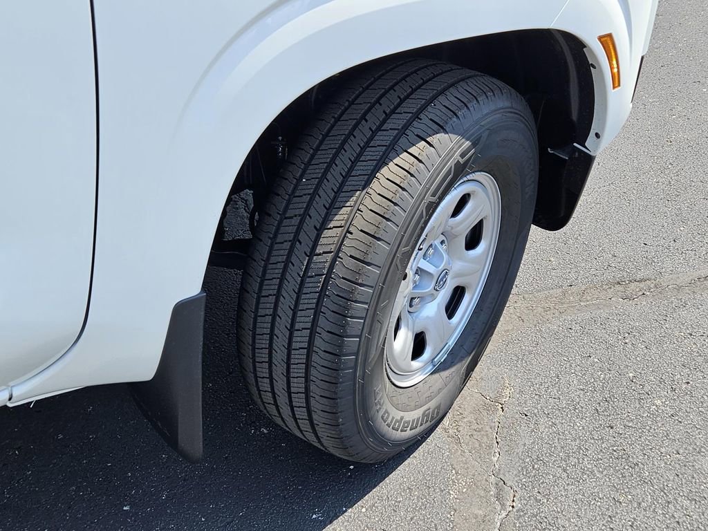 New 2026 Nissan Frontier S image 4