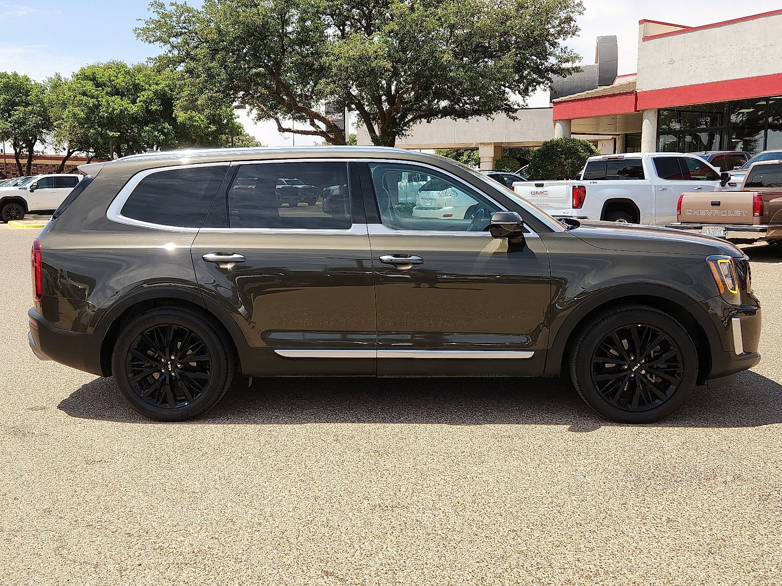 Used 2022 Kia Telluride SX w/ SX Prestige Package AWD/4WD image 5