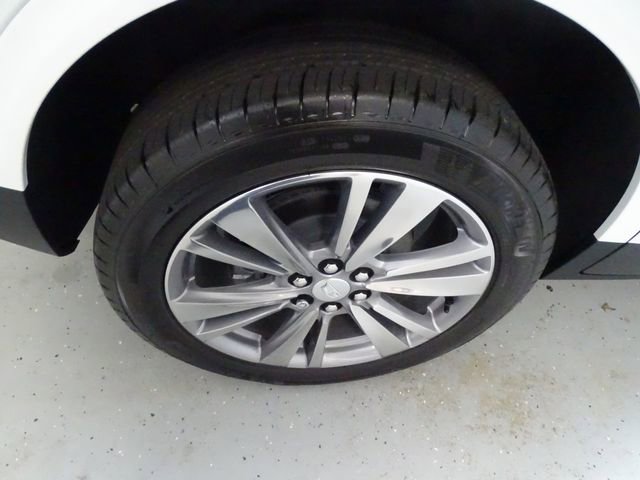 Used 2026 Cadillac XT5 Premium Luxury w/ LPO, Floor Liner Package AWD/4WD image 29
