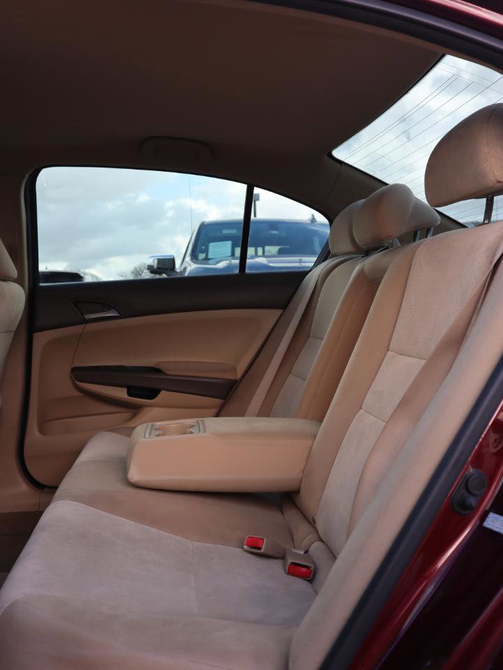 Used 2010 Honda Accord LX-P image 38