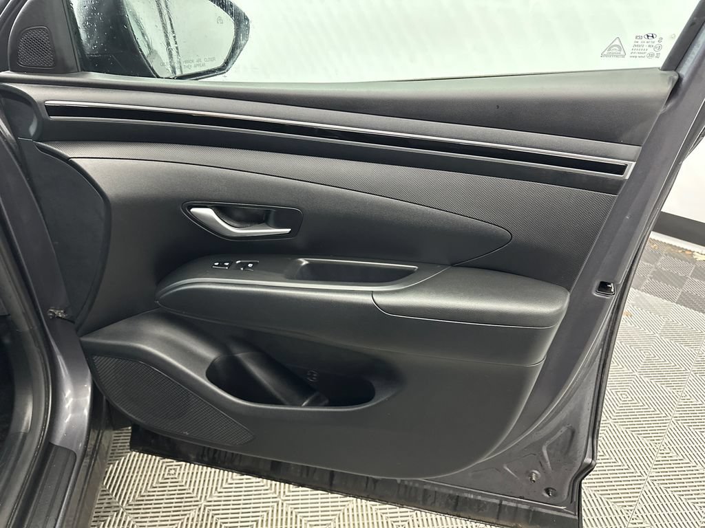 Used 2023 Hyundai Tucson SEL AWD/4WD image 14
