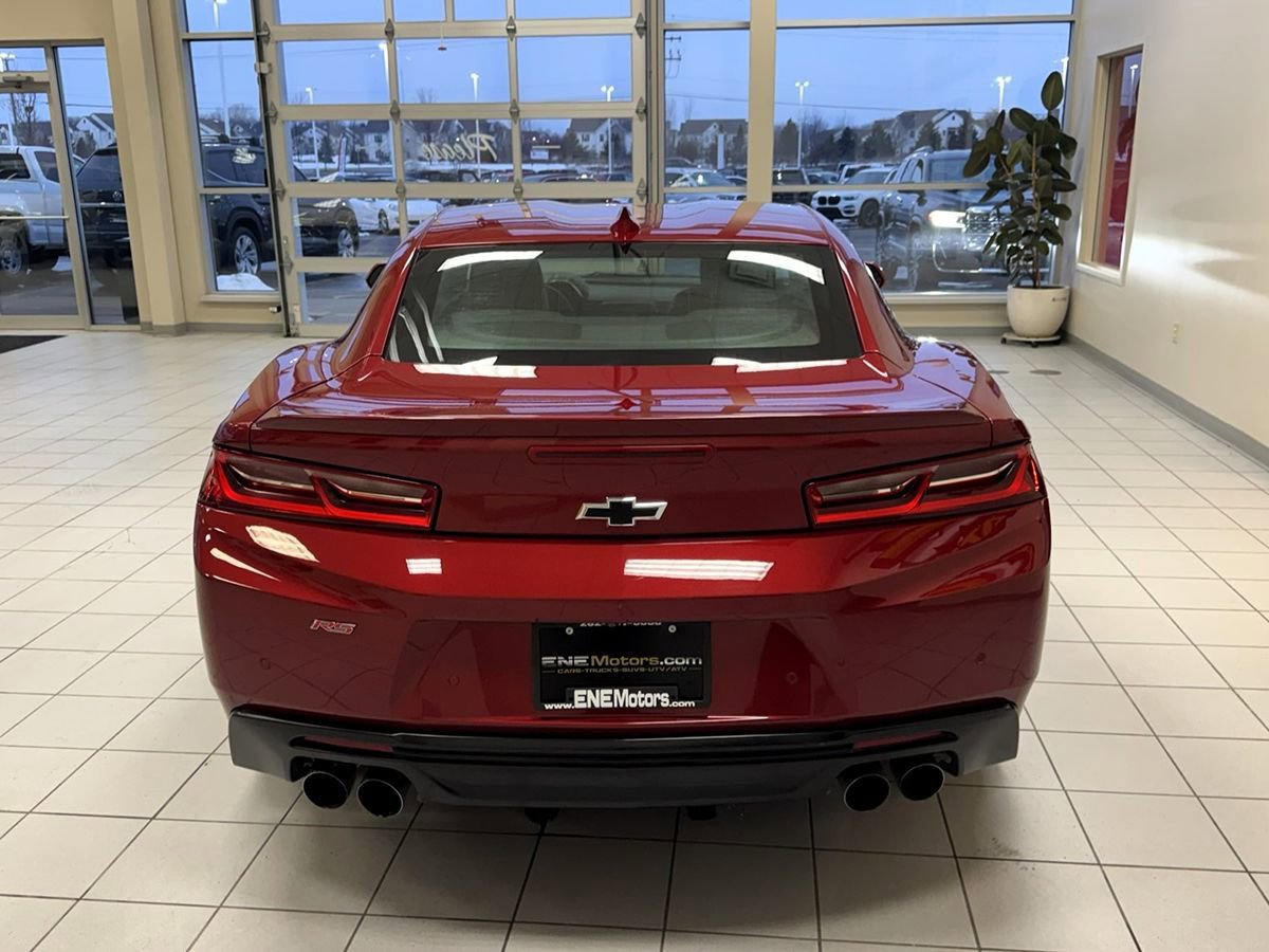 Used 2016 Chevrolet Camaro LT RWD image 7