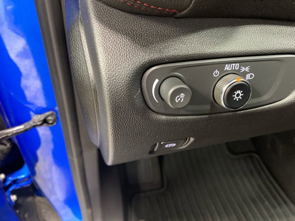 Certified 2025 Chevrolet Blazer RS w/ Enhanced Convenience Package image 41