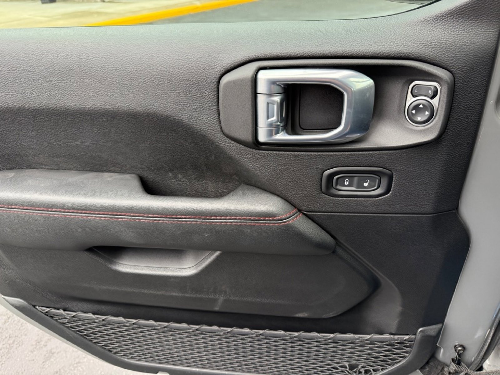 Used 2021 Jeep Wrangler Unlimited Rubicon w/ Uconnect 4C Nav & Sound Group image 37