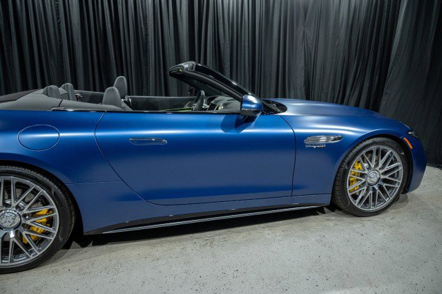 New 2025 Mercedes-Benz SL 55 AMG 4MATIC image 5