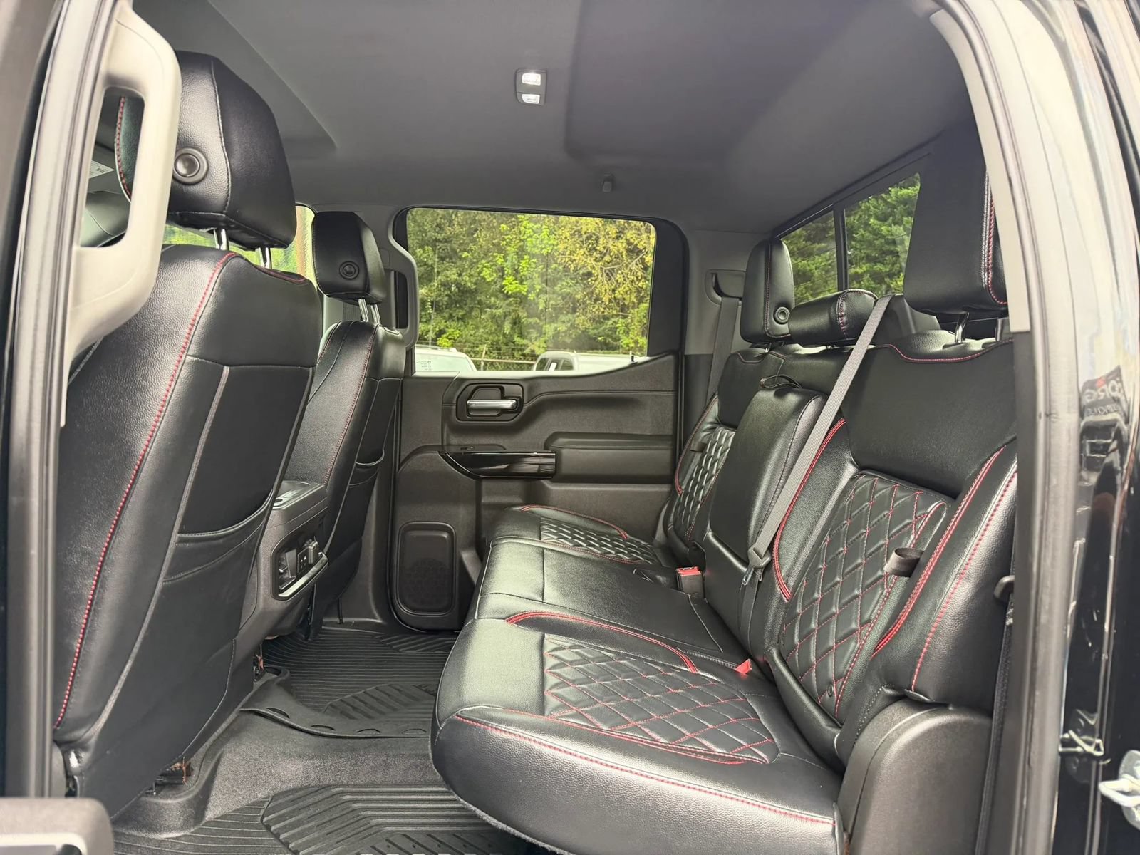 Used 2020 Chevrolet Silverado 1500 RST AWD/4WD image 12