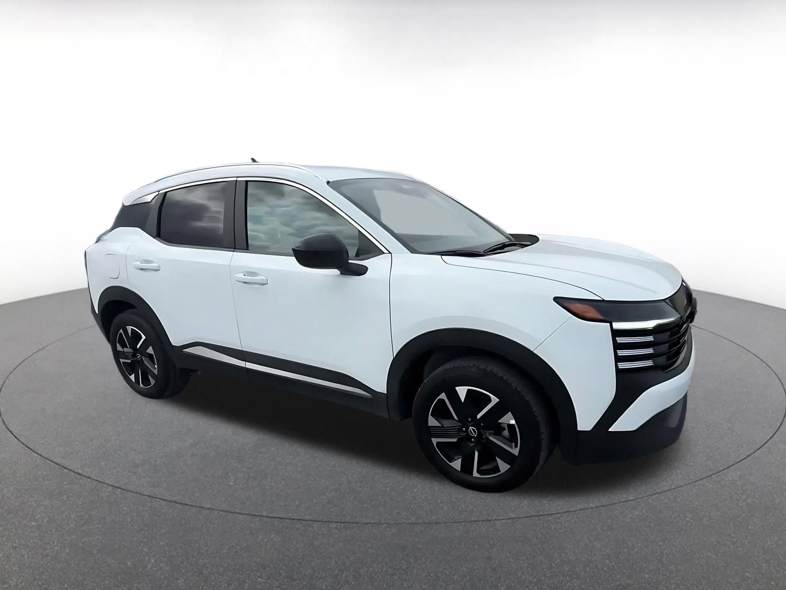 Used 2026 Nissan Kicks SV w/ Cold Weather Package AWD/4WD video 2