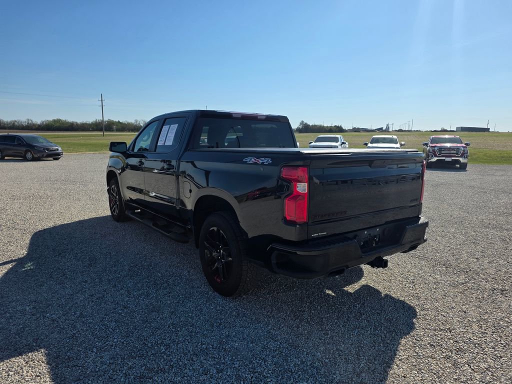 Used 2022 Chevrolet Silverado 1500 RST w/ Redline Edition AWD/4WD image 5