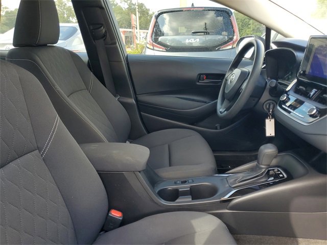 Used 2023 Toyota Corolla LE image 33