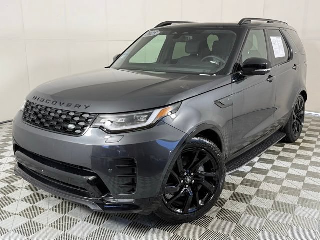 Certified 2025 Land Rover Discovery Dynamic SE AWD/4WD image 1