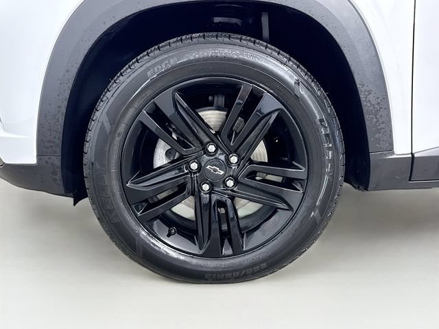 Used 2024 Chevrolet Trax ACTIV w/ Sunroof Package FWD image 31
