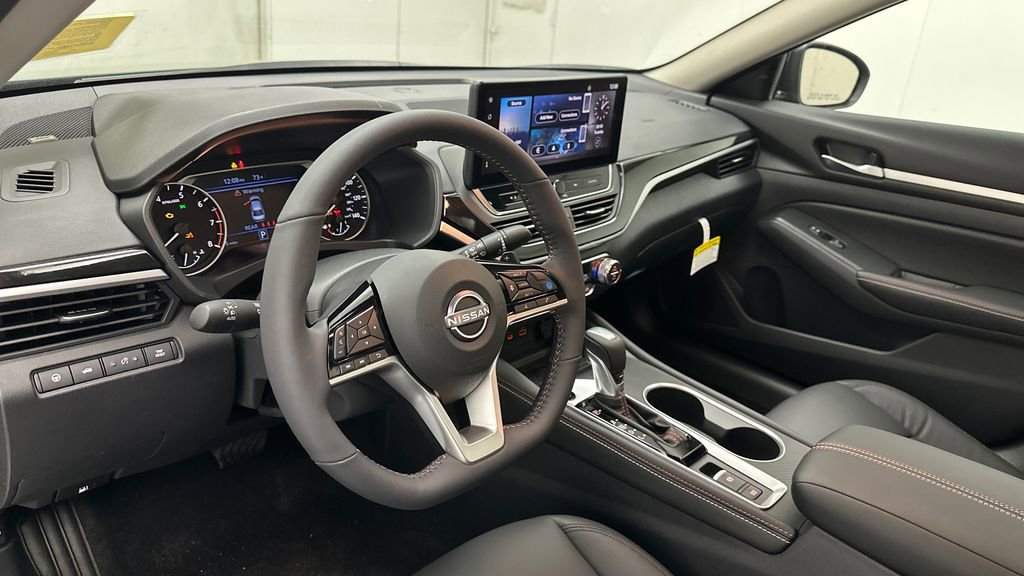 New 2026 Nissan Altima 2.5 SR w/ SR Premium Package AWD/4WD image 19