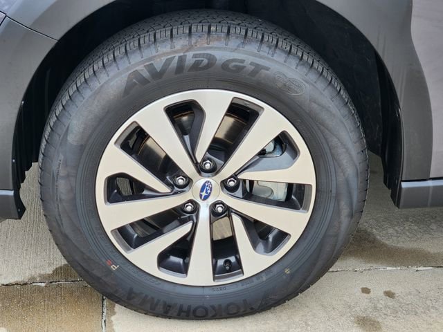 Certified 2025 Subaru Outback Premium AWD/4WD image 12