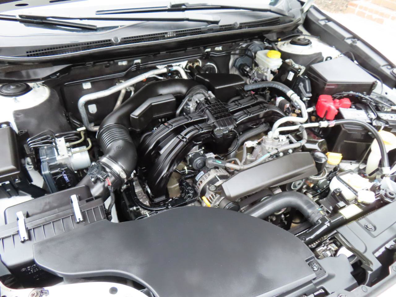 Used 2024 Subaru Outback Premium AWD/4WD image 29