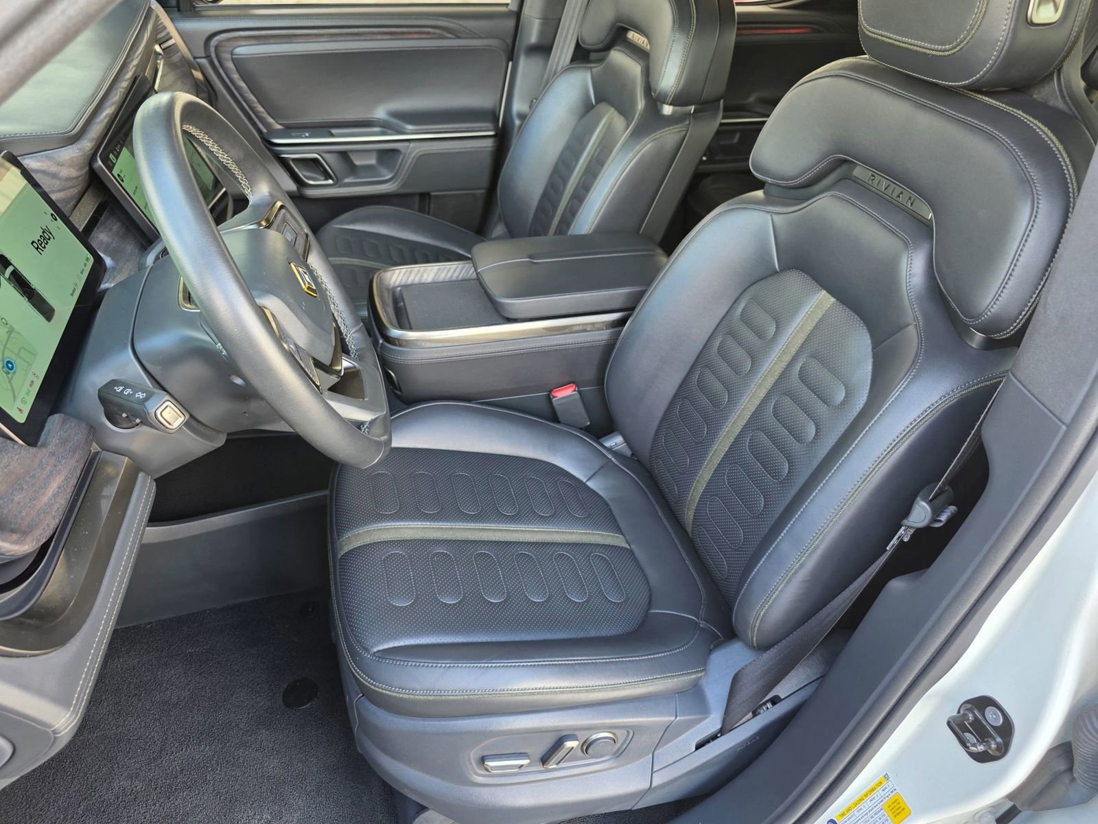 Used 2022 Rivian R1T Launch Edition AWD/4WD image 16