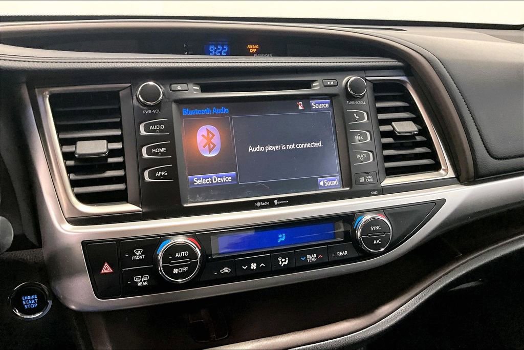 Used 2015 Toyota Highlander XLE image 31