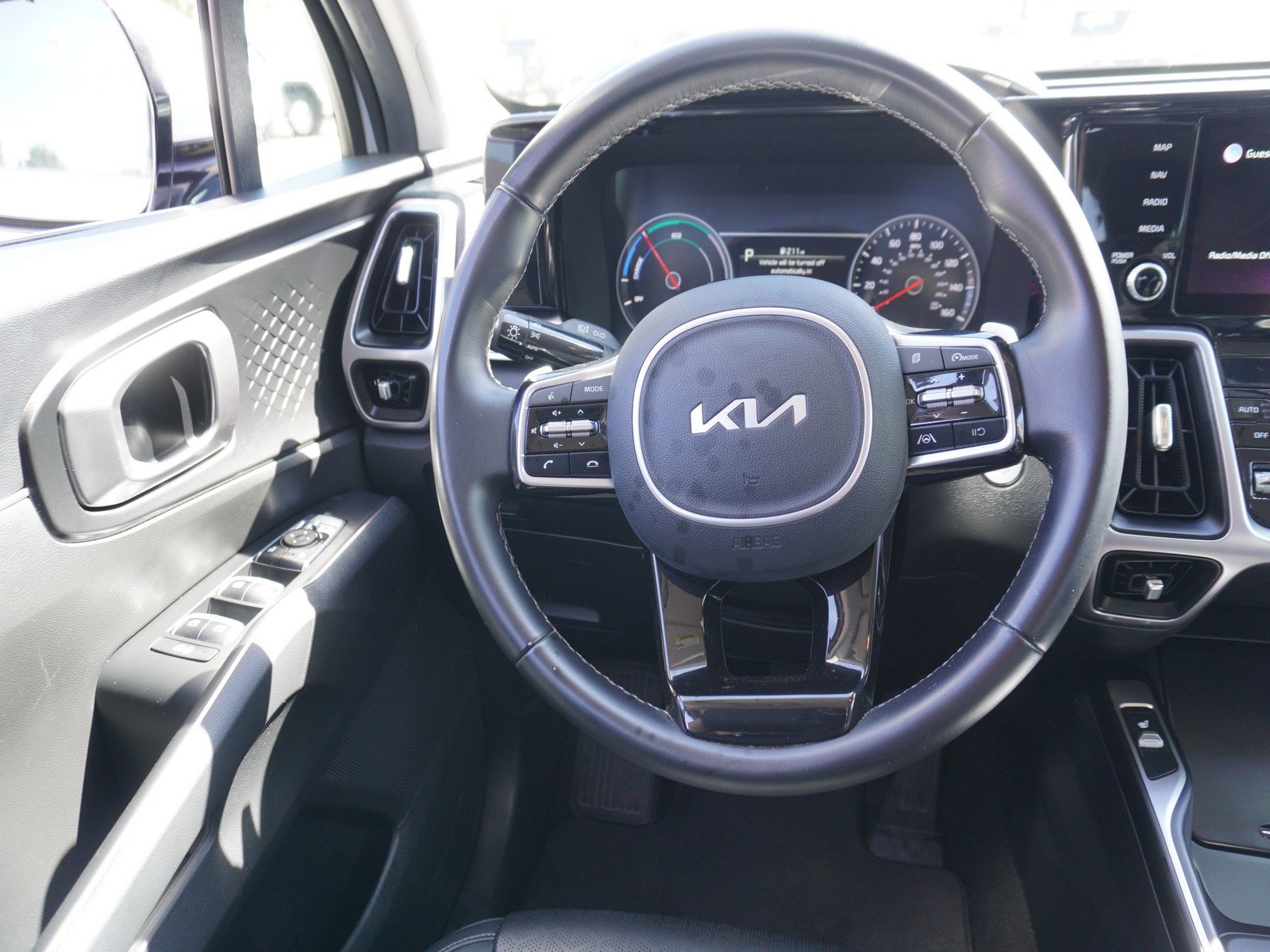 Used 2022 Kia Sorento S image 18
